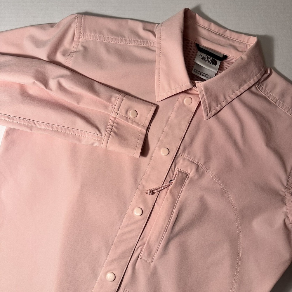 North Face Women Pink Salmon Vented Hiking Fishing Button Shirt XS Long Sleeve